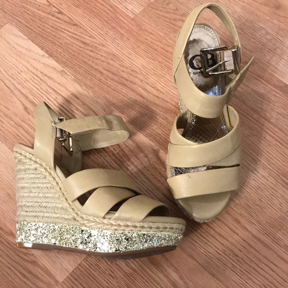 Lady’s shoes